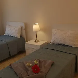  Гостевой дом Residenze Benedetto Croce Италия